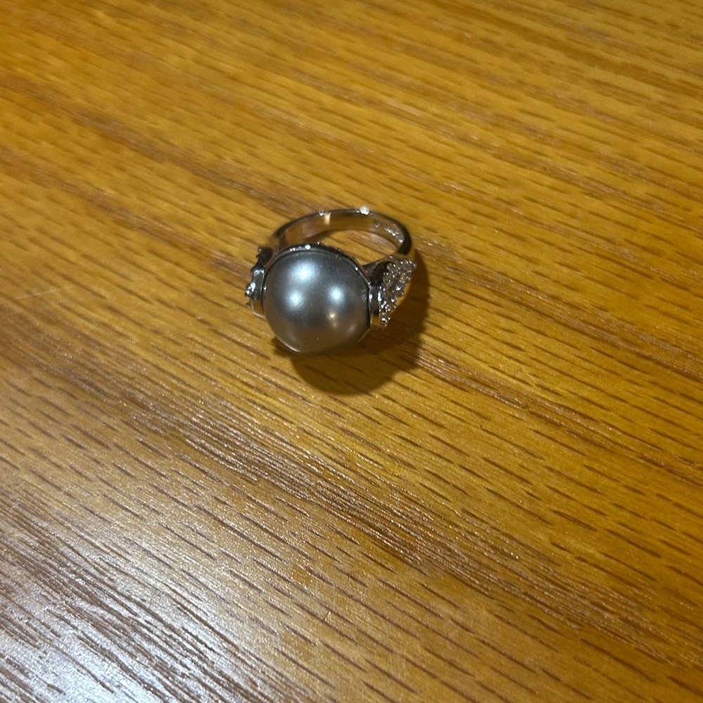 Lia Sophia Gray Pearl Ring with Side Accent Stones